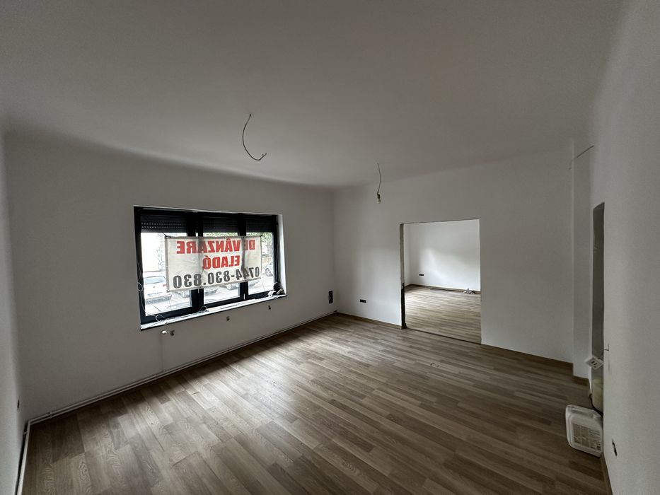 Casă de vânzare în zona centrală!! Accept si variante!!!