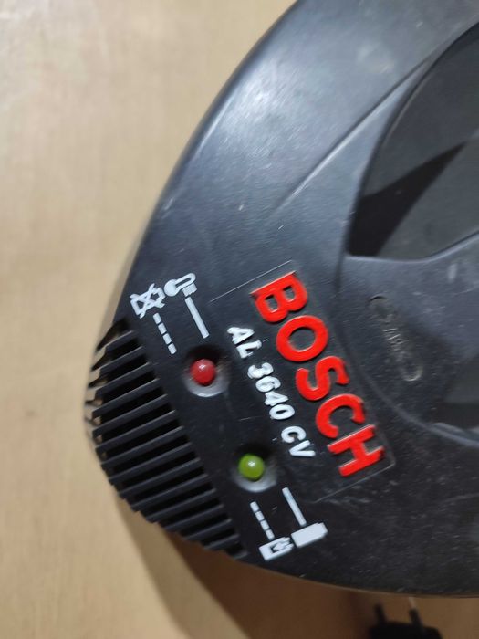 BOSCH AL3640CV 18V 36V 4A 180W charger incarcator sursa statie ciocan
