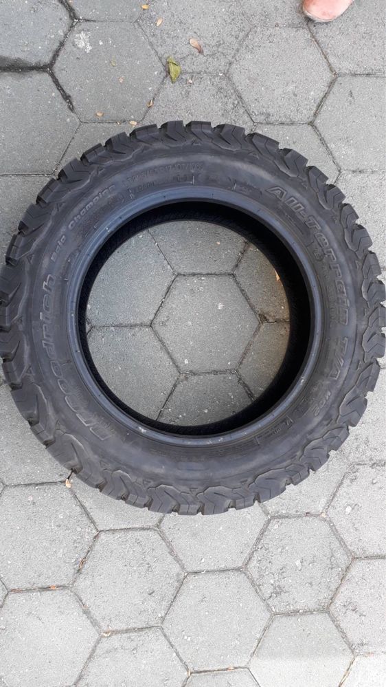 Гуми 225/65 R17 BF GOODRICH  All Terrain T/A KO2