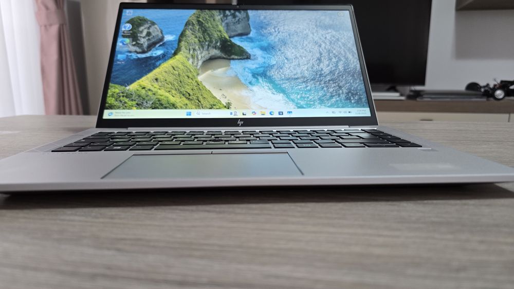 Laptop Hp EliteBook 845G7, ryzen5 Pro 465U, 12Gb, ss 512, 14.1 Fhd