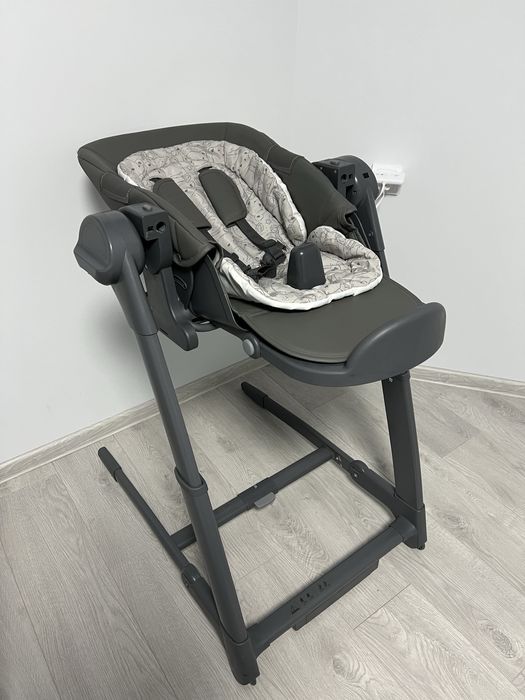 Бебешка люлка и столче за хранене 2в1
