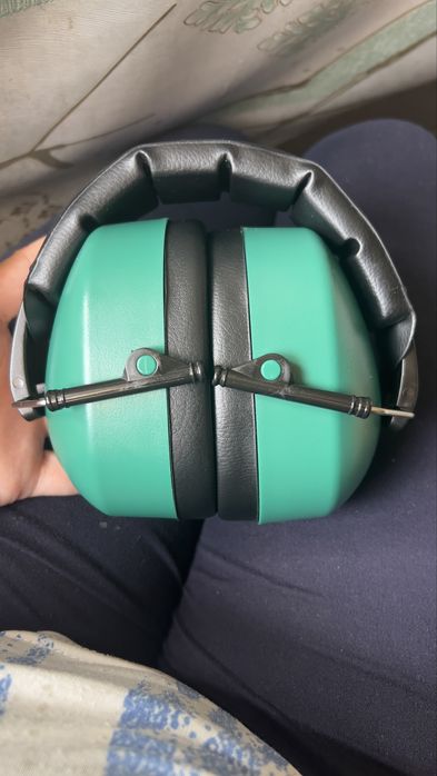 Противошумные наушники