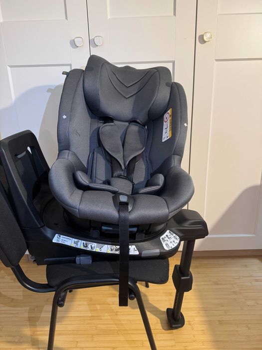 Axkid Стол за кола Spinkid (0-18 кг.)