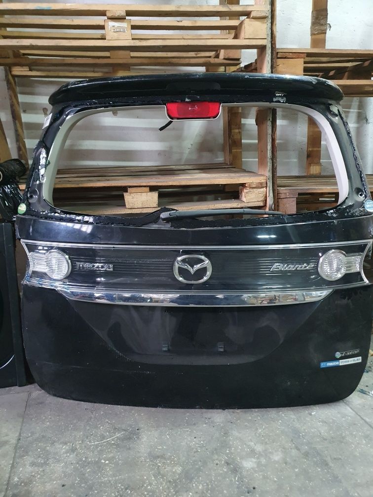 Крышка багажника Mazda Biante