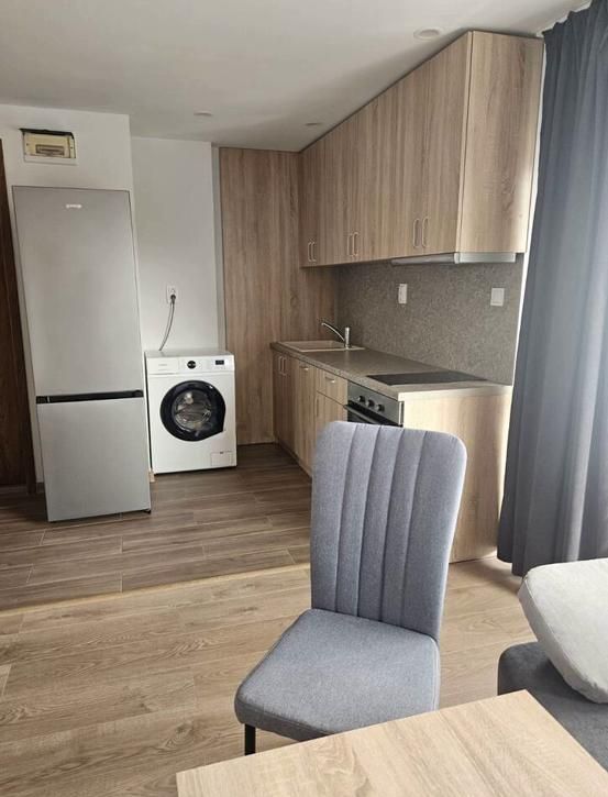 Дава се под наем Двустаен апартамент в Пловдив, Мараша - 50 кв.м за 448.8 € - Снимка #2