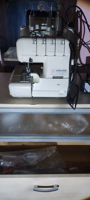 Оверлог продаётся бу