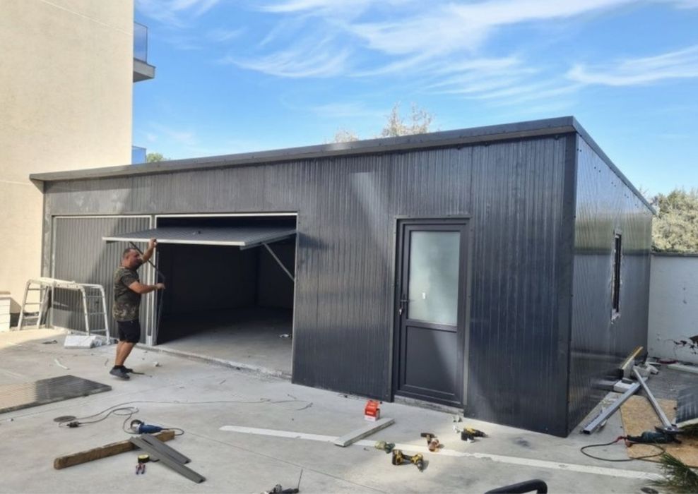 Vand garaje din panouri izolate