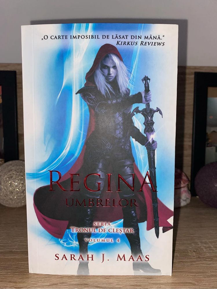 Tronul de Cleștar (Throne of Glass)