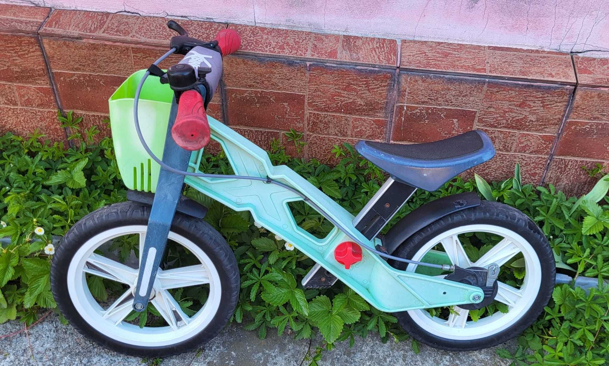 Bicicleta fara pedale / Scooter Shark de scheme