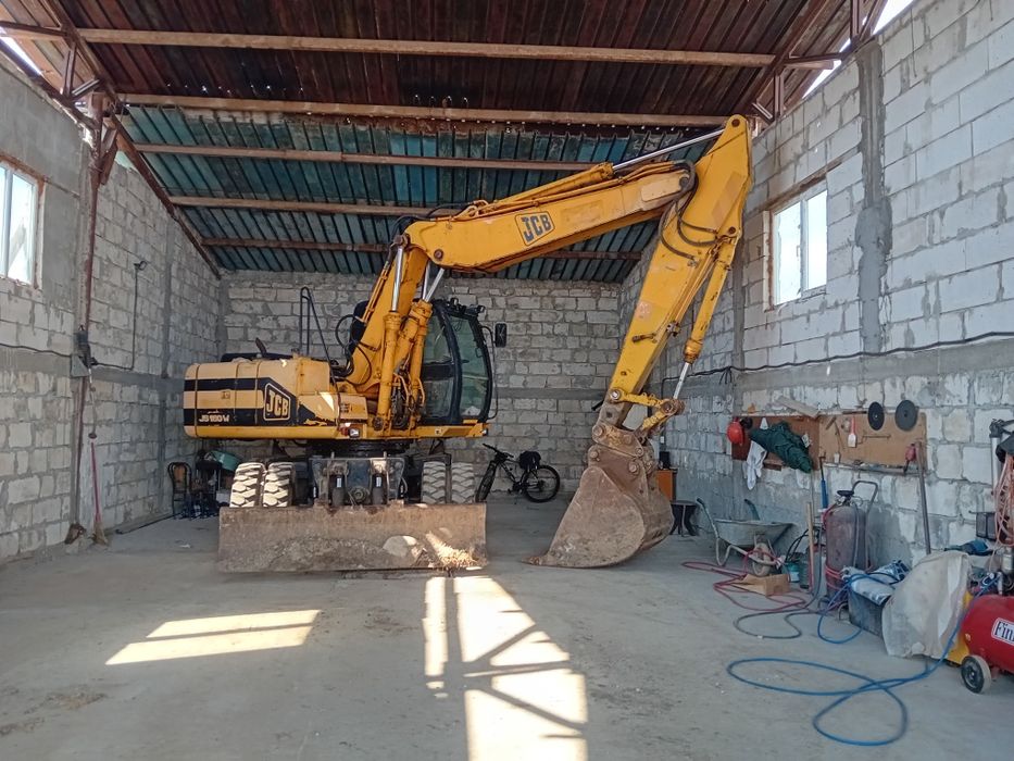 Excavator jcb js 160w 18 tone