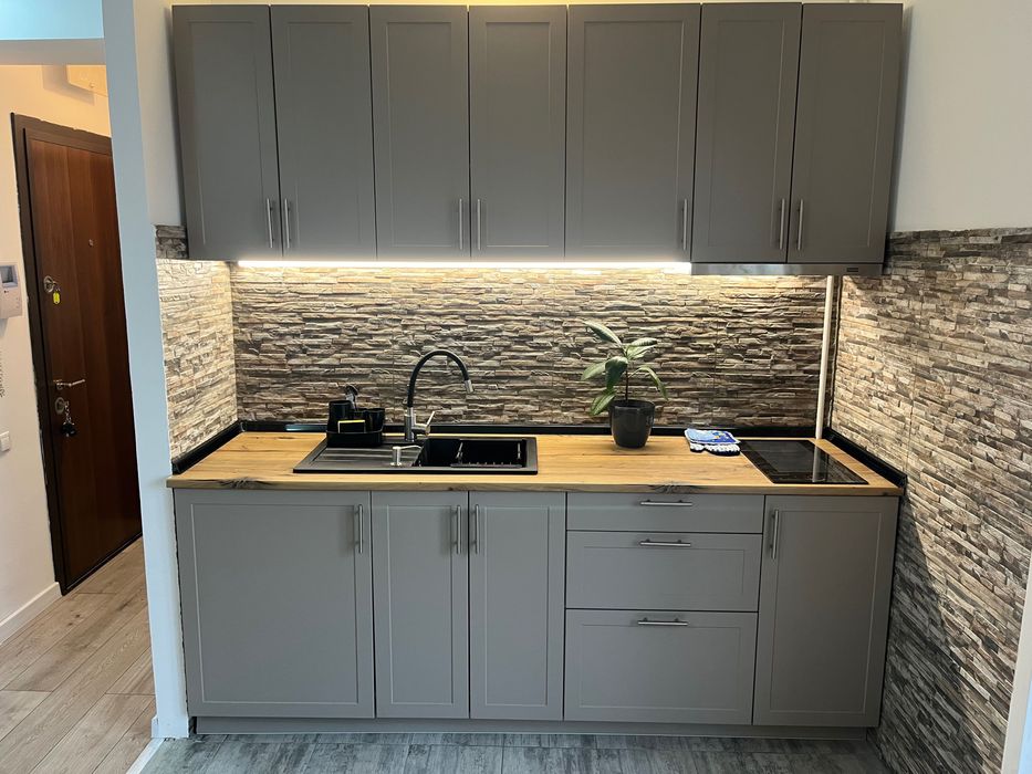 Studio dublu Cosmopolis - prima inchiriere