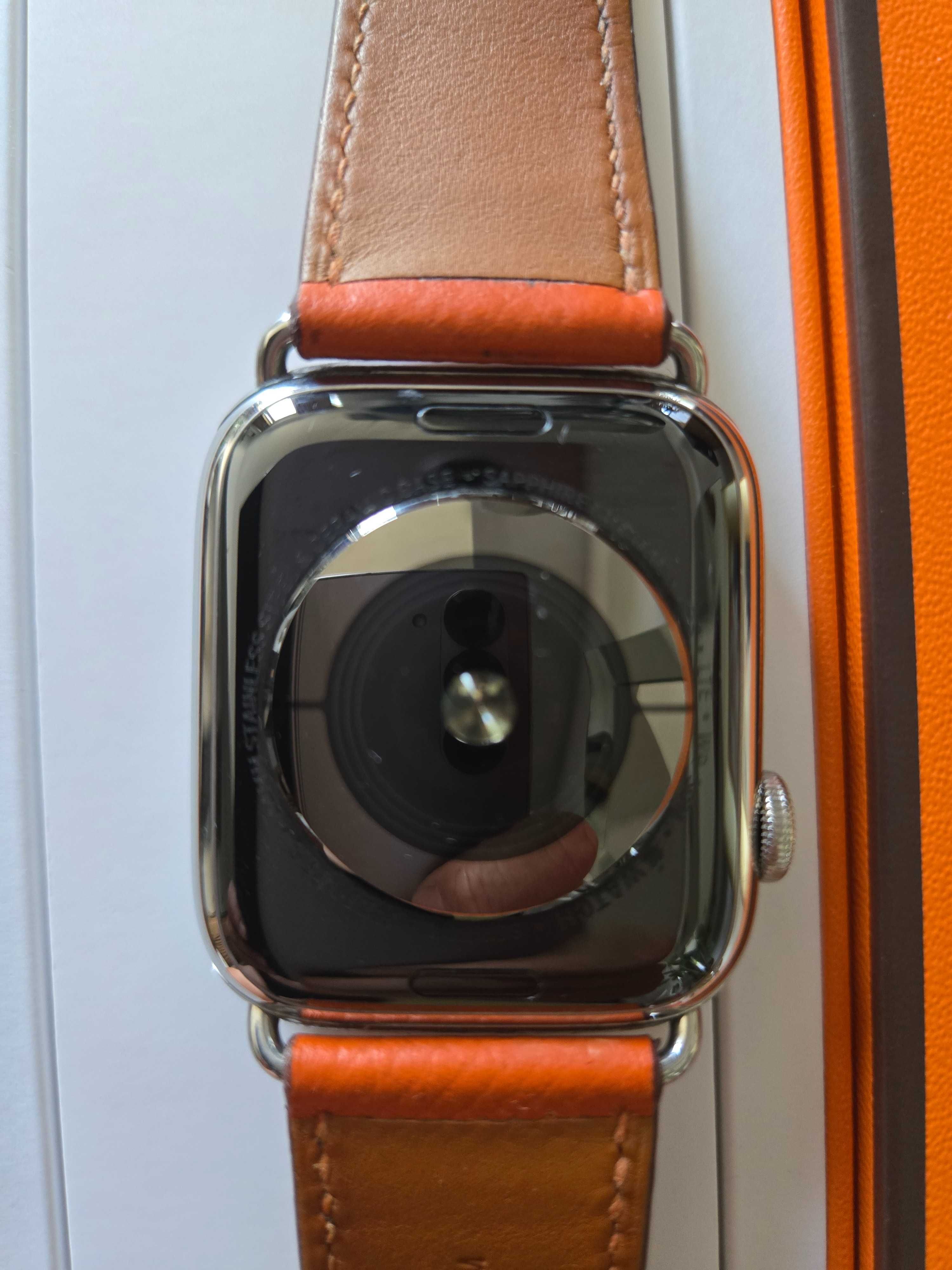 Vand ceas Apple HERMES EDITION 44 mm, carcasa inox, geam din christal