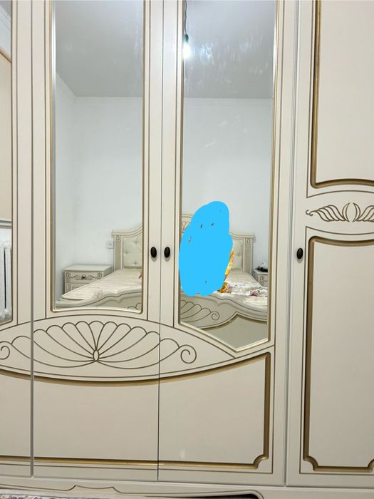 Спальный гарнитур