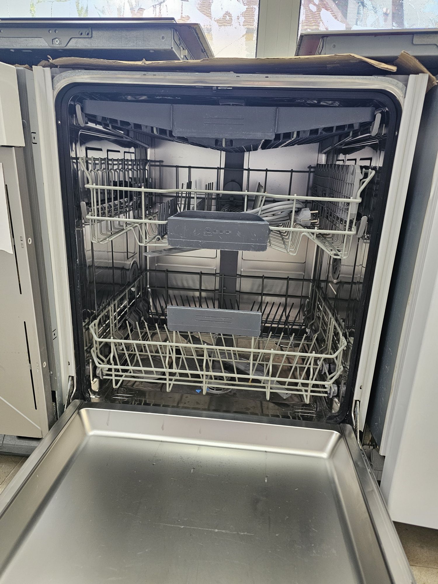 Съдомиялна за пълно вграждане Neff S51M58x3EU