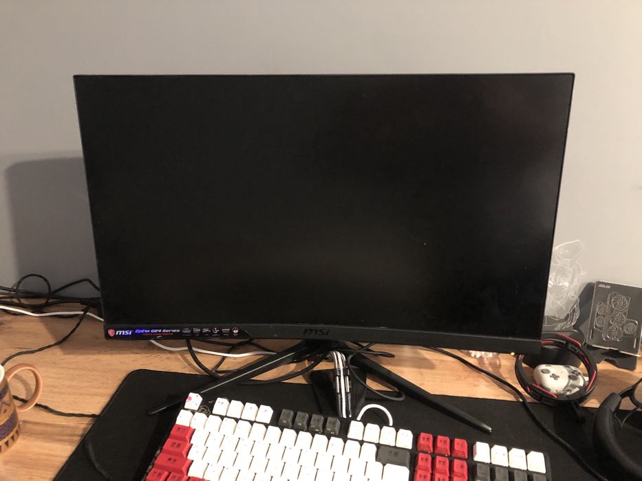 Монитор MSI, 24 диагональ. 144 герца.