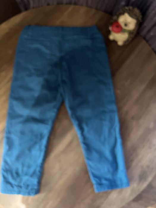 2броя подплатени панталони Okaidi - размер 2-3 години