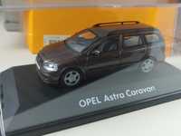 Macheta Opel Astra Caravan Schuco 1:43