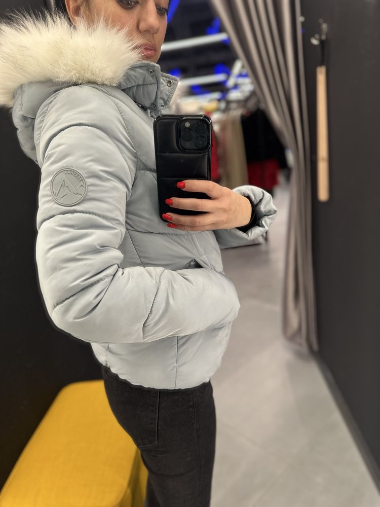 Geaca de iarna Bershka