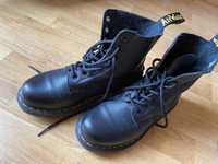 Bocanci Dr Martens nr 35