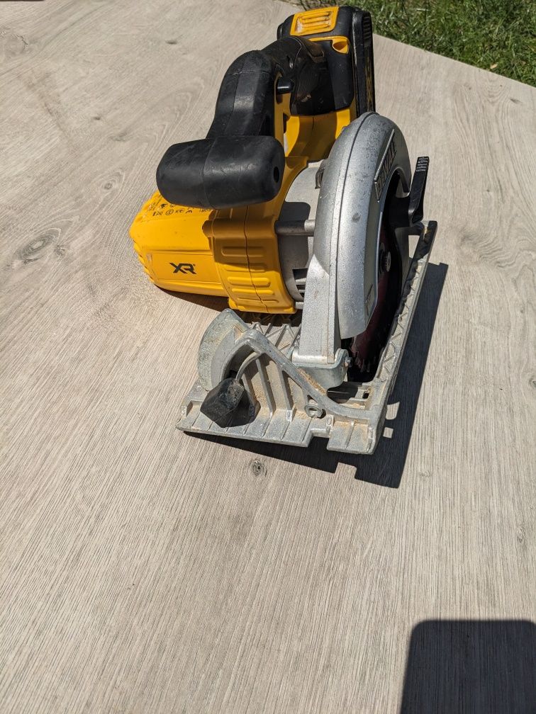 Fierăstrău Circular Dewalt DCS391 XR 18 V 2023