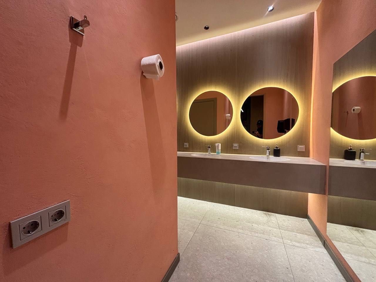 Аренда офис, метро Айбек, 700м2