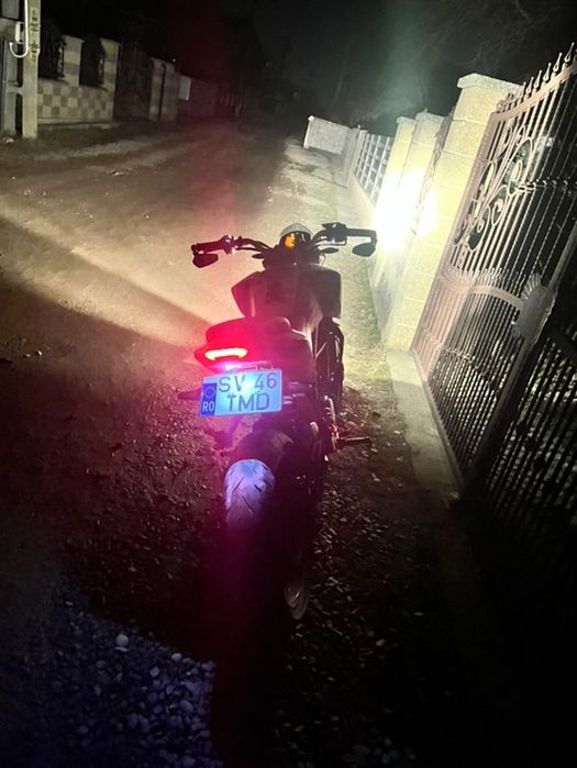 Vând KTM Duke 125 An 2013