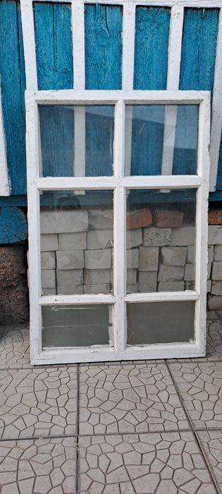 Продам оконные рамы  деревянные со стеклом