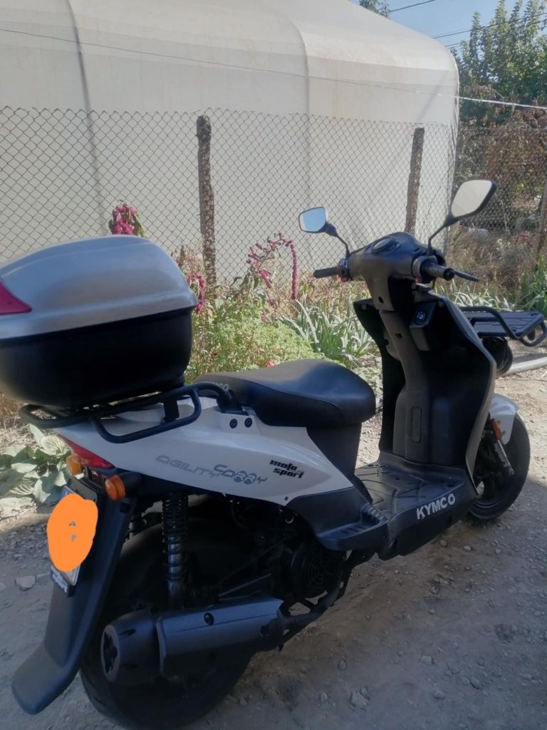 Скутер kymko 125 куб