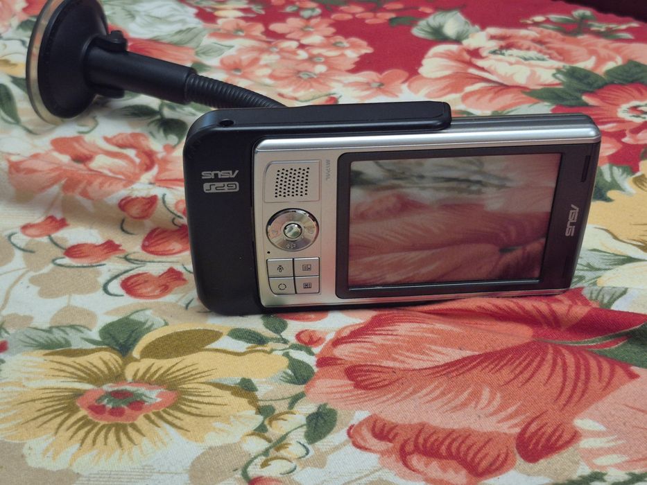 Gps Pad Asus +suport si husa