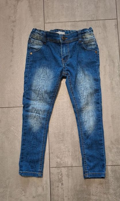 Детски дънки за момиче