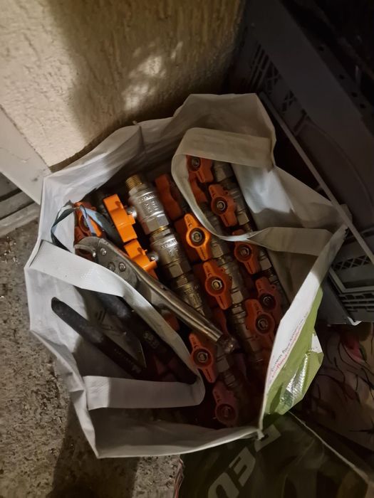 Vând actuator, distribuitor uponor