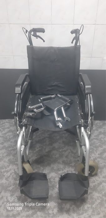 Scaun cu rotile B+B latime sezut 43cm