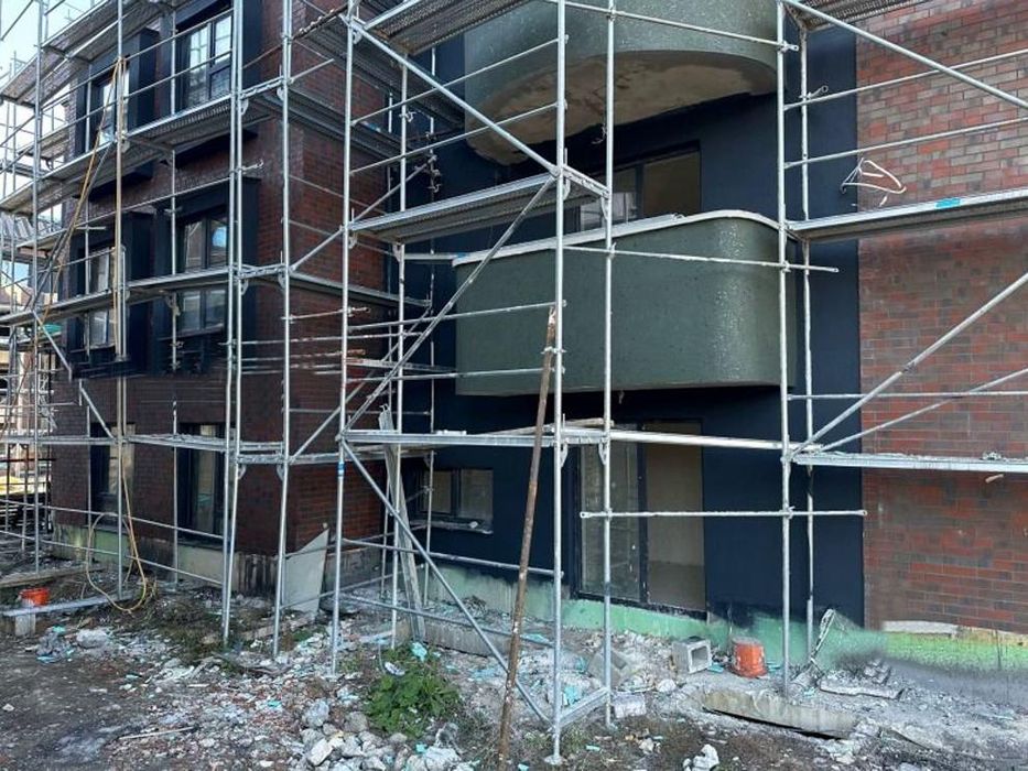 Продава се Четиристаен апартамент в София, Витоша - 239 кв.м за 1256 €/кв.м - Снимка #8