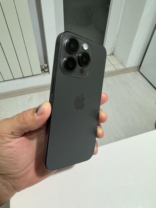 Iphone 15 PRO baterie 90% impecabil