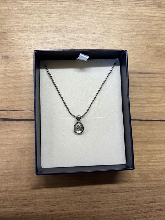 Oliver Weber колие с камък Swarovski ново Сертификат