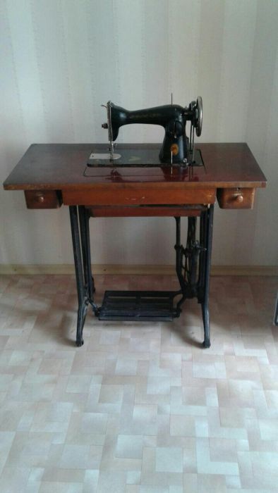 Швейная машина винтаж