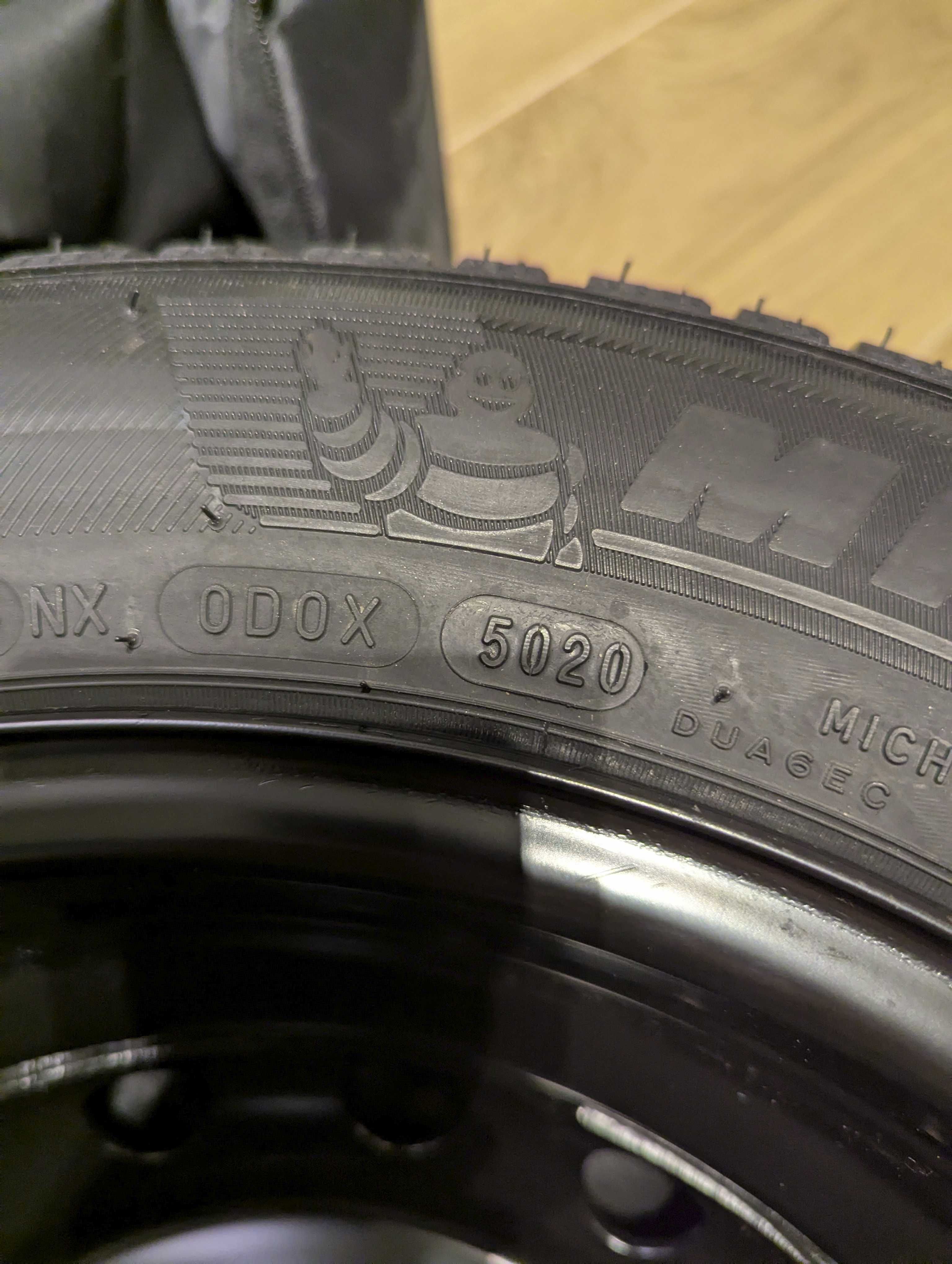 Janta otel+anvelopa all-season Michelin CrossClimate 4x100 185/65/R15