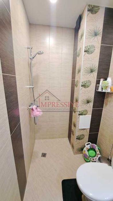 Двустаен Обзаведен с Паркомясто кв.Виница