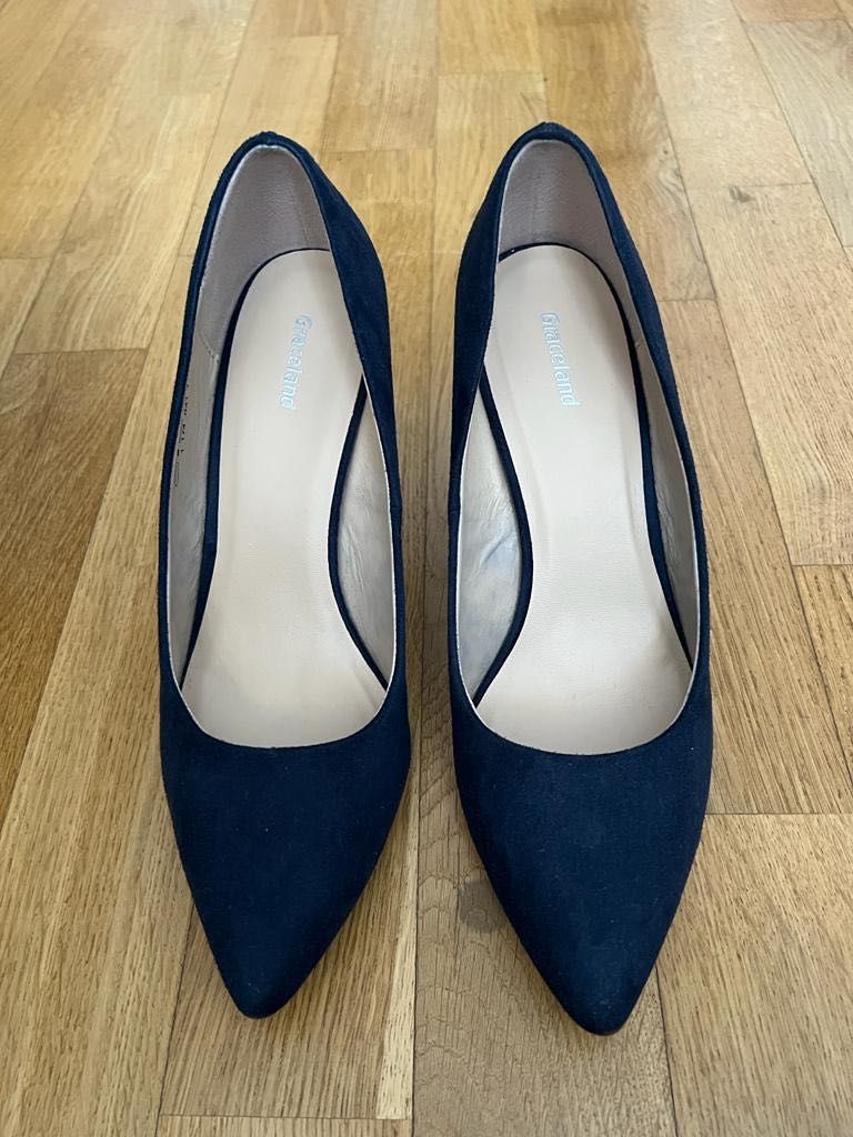 Pantofi stiletto bleumarin Deichmann