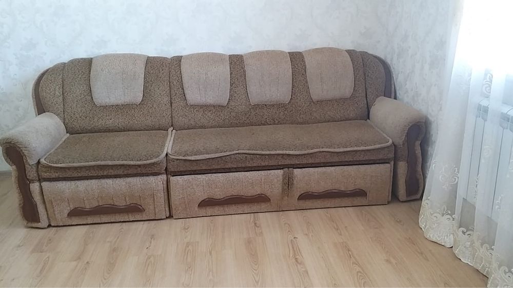 Продается комплект мебеля диван+кресло