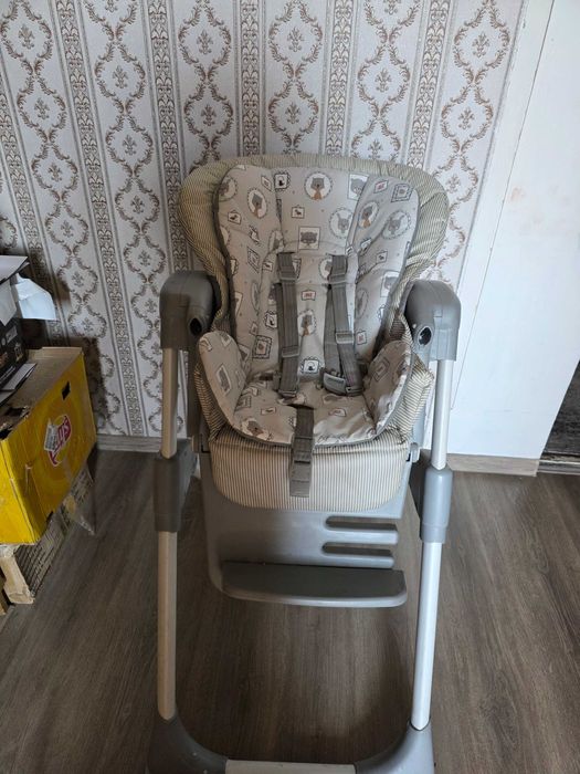 Продам детский стульчик Joie
