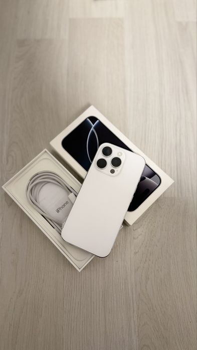 iPhone 16 Pro 128 GB 100% baterie white