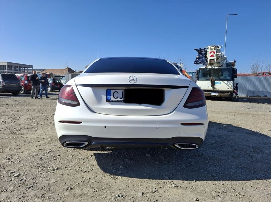 Mercedes-Benz E 220D AMG 2016