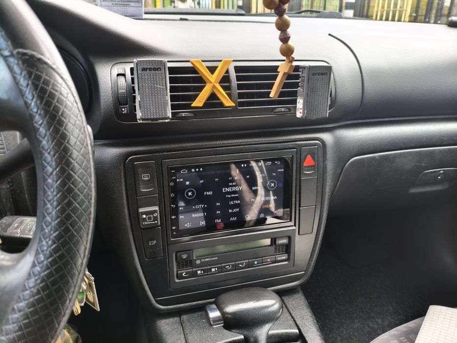 Продавам VW Pasat 1.8 T комби