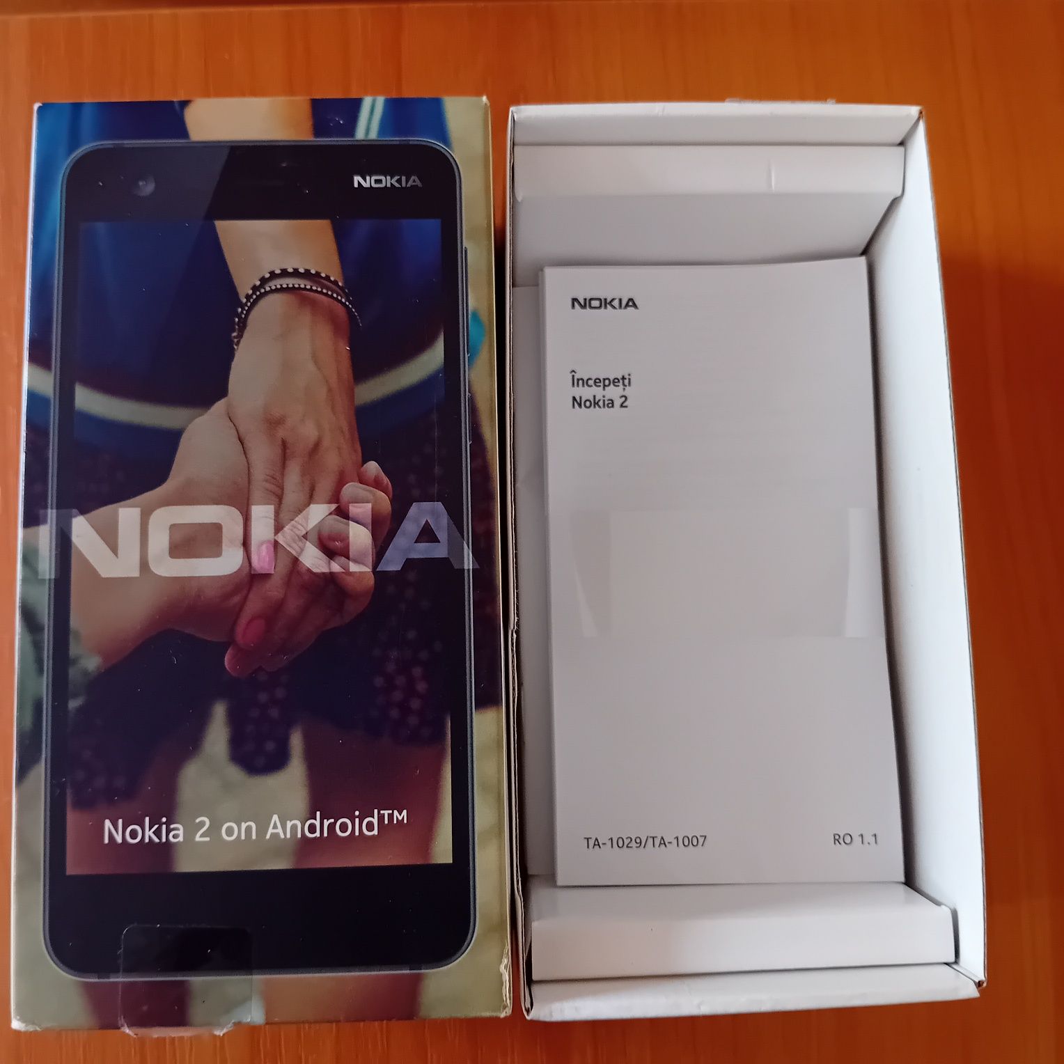 Кутия за Nokia 2