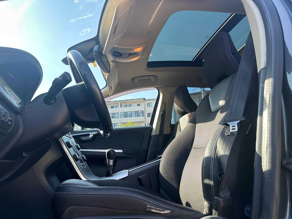 Volvo XC60 2012 | 4X4 | 215 CP | Panoramic | 2.4D | Mega Full !!!