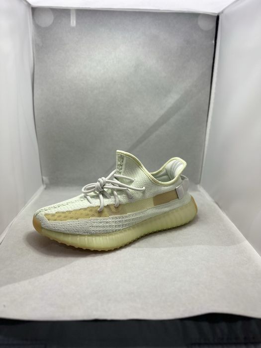 Adidas Yeezy Boost 350 V2 “Hyperspace” – ЧИСТО НОВИ!