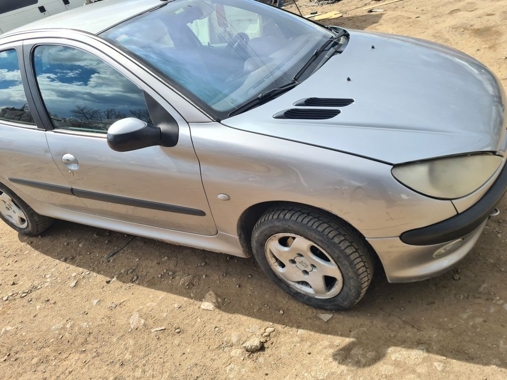 Пежо 206 1.4 Peugeot 206 1.4 на части