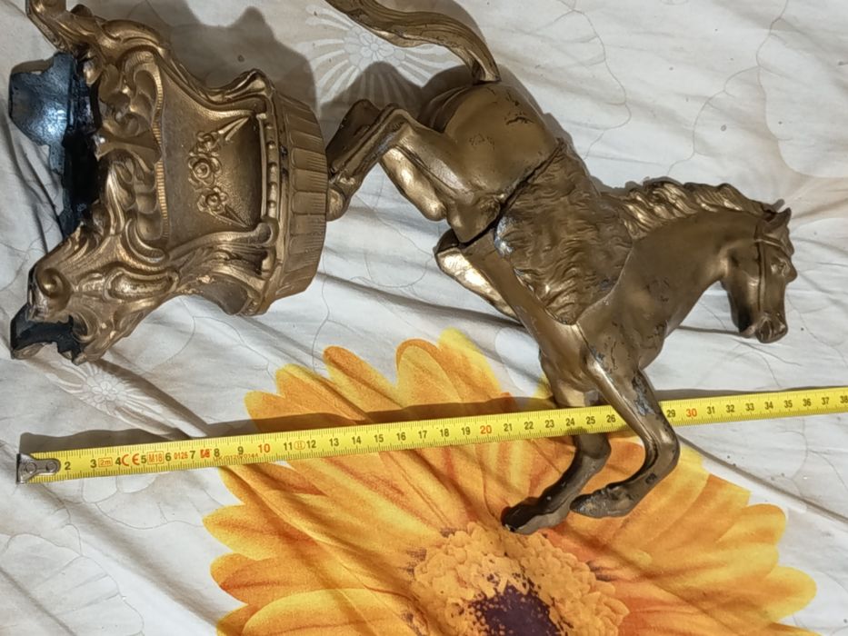 Cal vintage din bronz