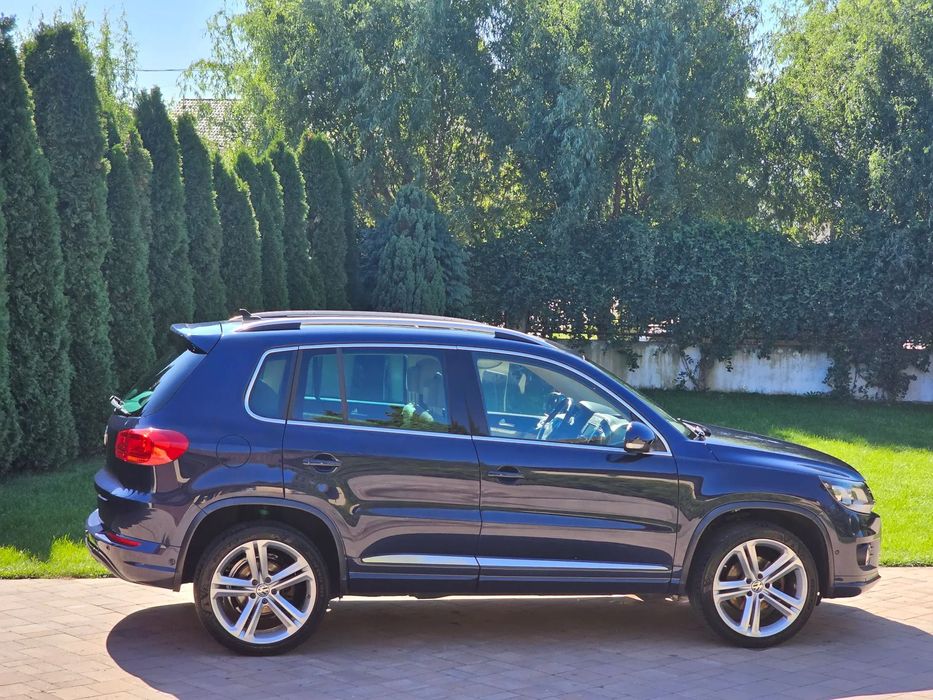 Volkswagen Tiguan Volkswagen Tiguan  R-LINE, Manual,Piele crem,Panorama